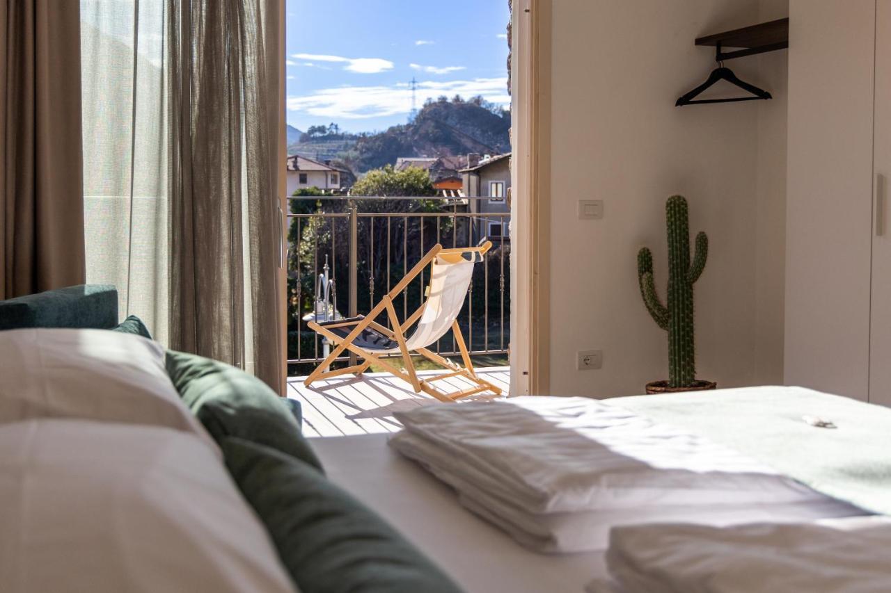 Boutique Apartments By Annalisa Torbole Sul Garda Bagian luar foto