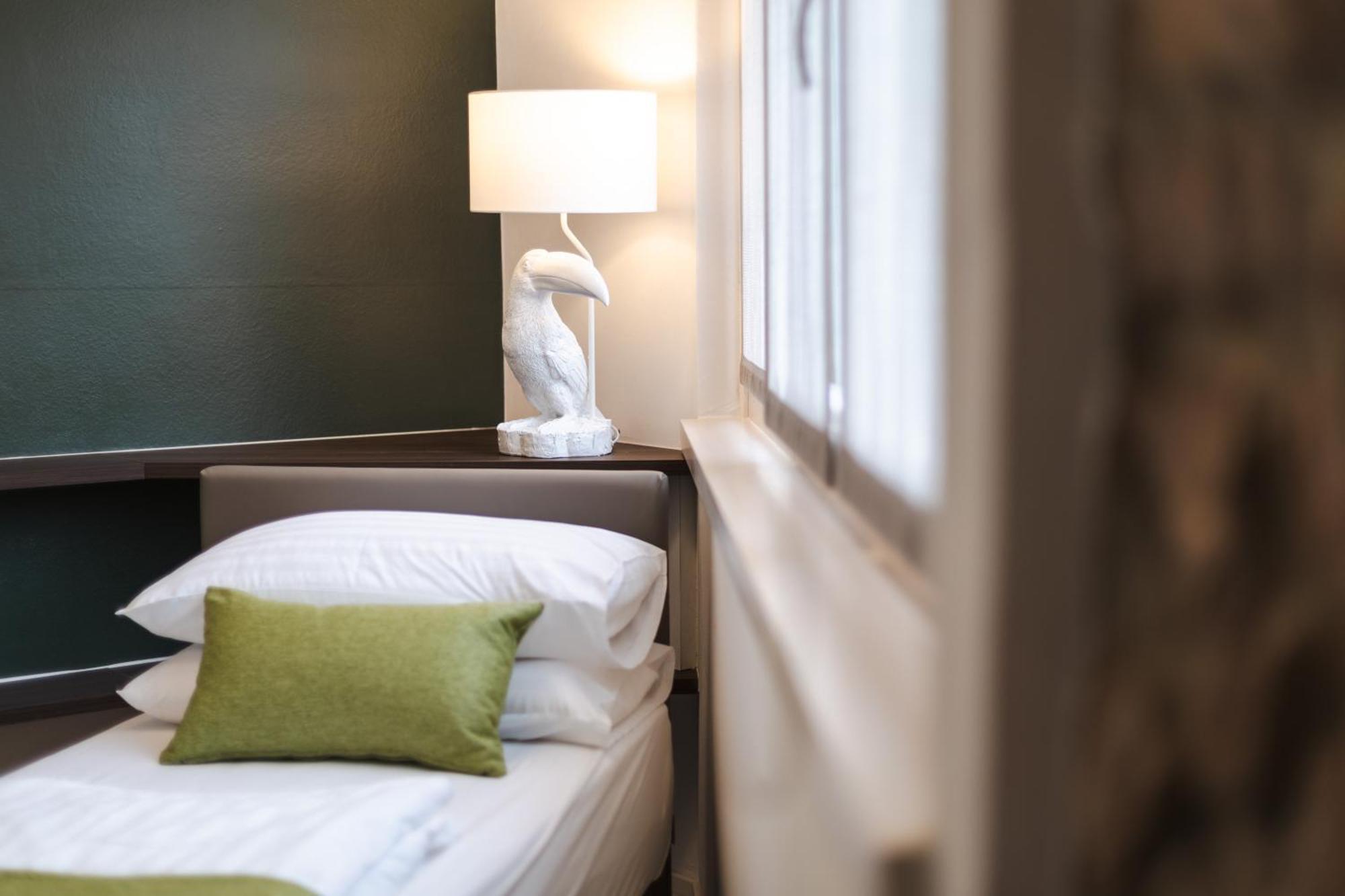 Boutique Apartments By Annalisa Torbole Sul Garda Bagian luar foto