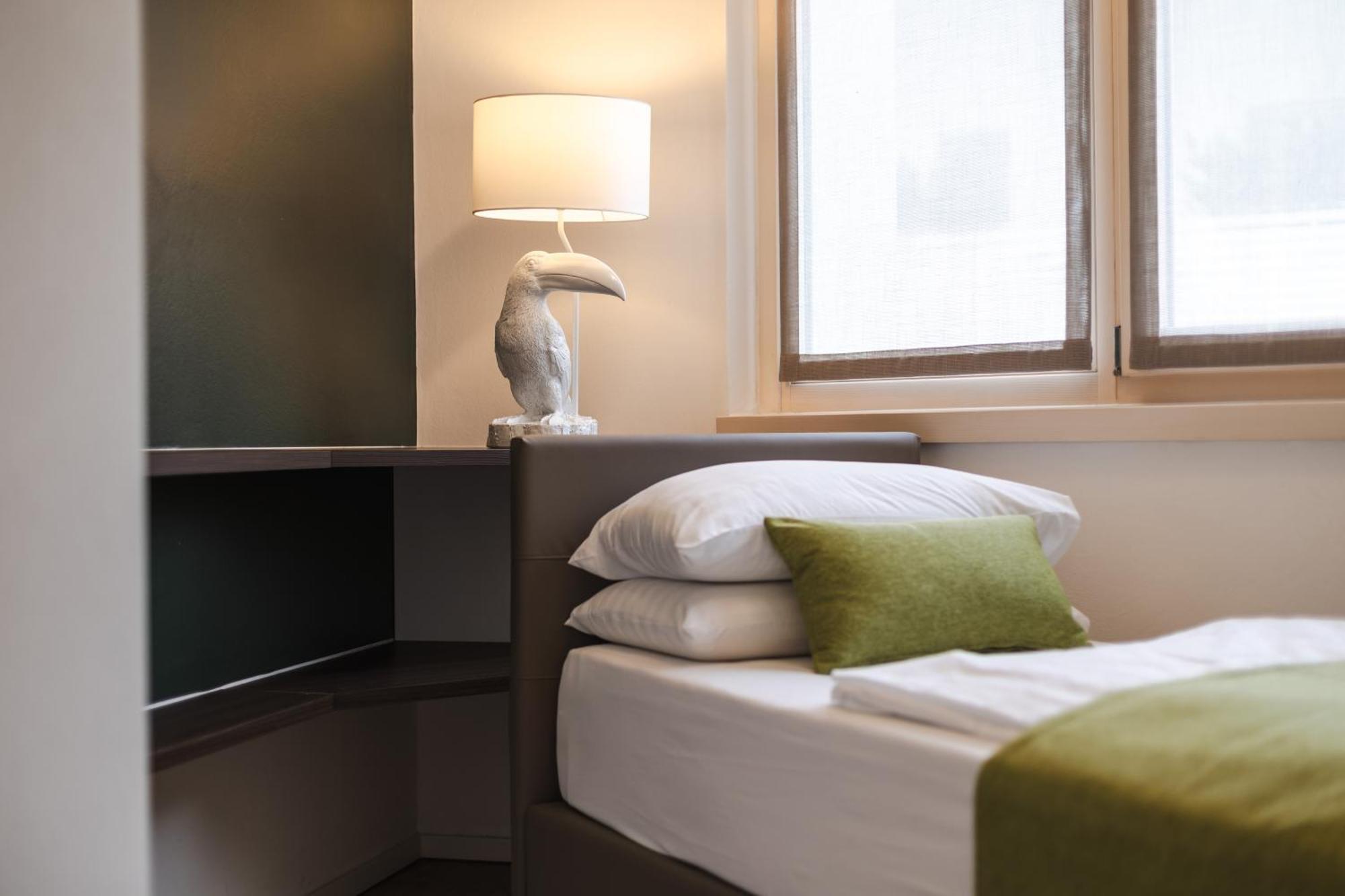 Boutique Apartments By Annalisa Torbole Sul Garda Bagian luar foto